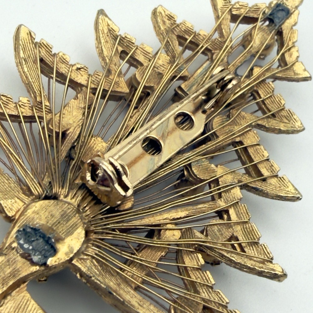 Vintage Gold Tone Multi Color Rhinestone Christmas Tree Brooch Pin Mid Century - Picture 4 of 9